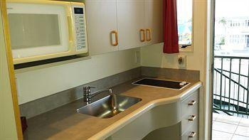 Motel Beachfront 4*