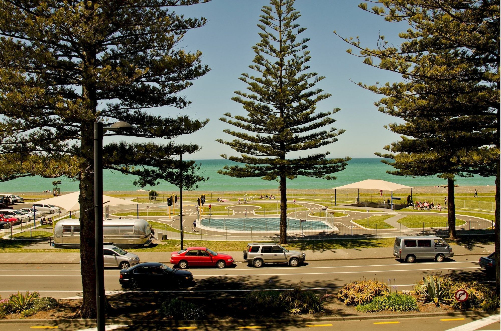 Motel Beachfront 4*